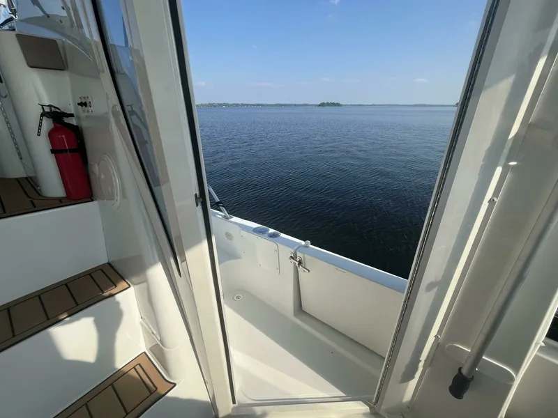 Slide: The Image of 2003 Carver 444 Cockpit Motor Yacht 44 - 7828278