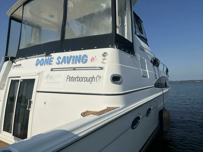 Slide: The Image of 2003 Carver 444 Cockpit Motor Yacht 44 - 7828268