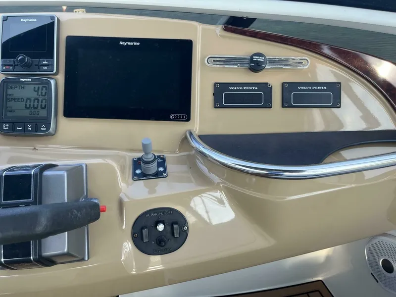 Slide: The Image of 2003 Carver 444 Cockpit Motor Yacht 44 - 7828285