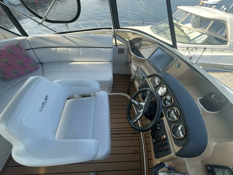 Slide: The Image of 2003 Carver 444 Cockpit Motor Yacht 44 - 7828283