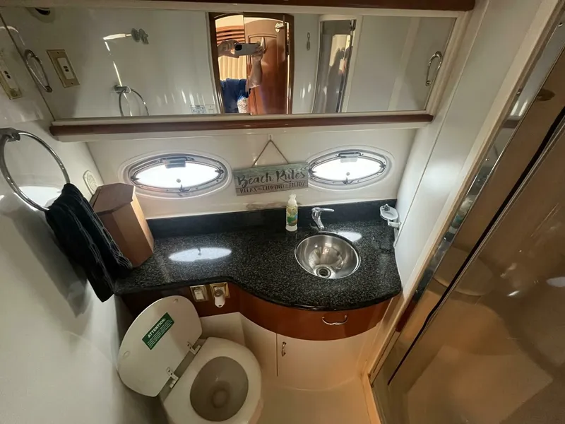Slide: The Image of 2003 Carver 444 Cockpit Motor Yacht 44 - 7828316