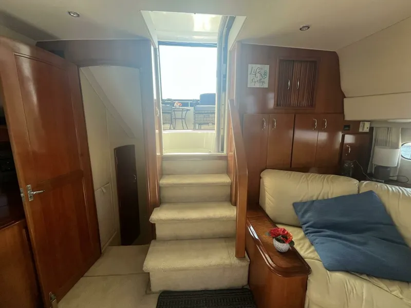 Slide: The Image of 2003 Carver 444 Cockpit Motor Yacht 44 - 7828298