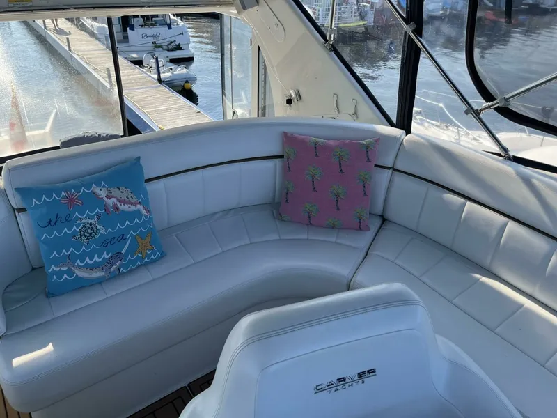 Slide: The Image of 2003 Carver 444 Cockpit Motor Yacht 44 - 7828282