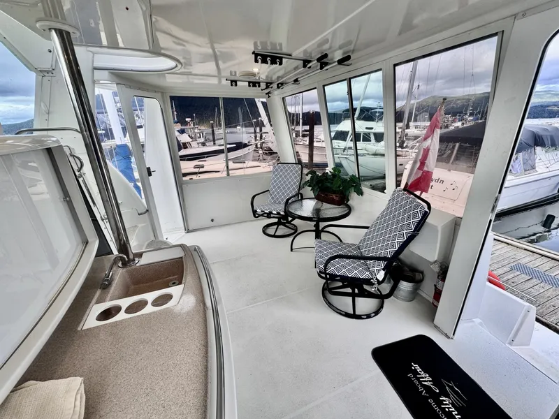 Slide: The Image of 1997 Carver 500 Cockpit Motor Yacht 50 - 7828392
