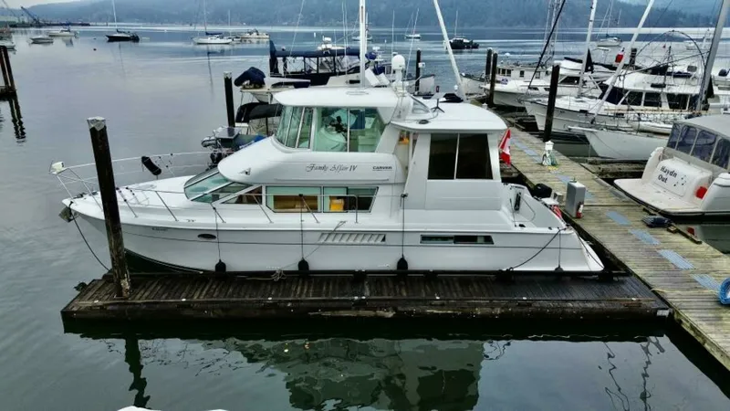 Slide: The Image of 1997 Carver 500 Cockpit Motor Yacht 50 - 7828456