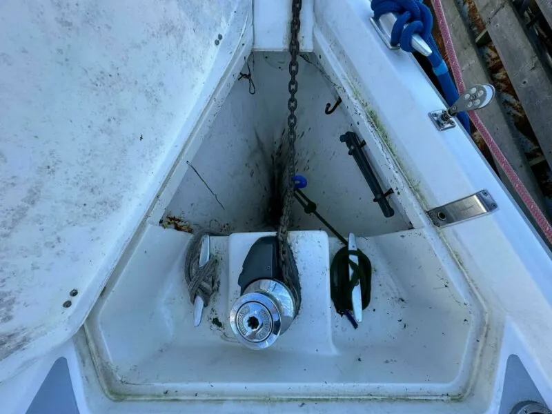 Slide: The Image of 1995 Hunter 430 43 - 7828534