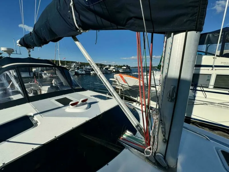 Slide: The Image of 1995 Hunter 430 43 - 7828531