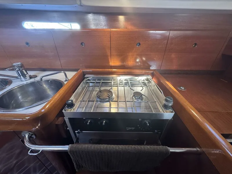 Slide: The Image of 1991 Beneteau 45 First 45 - 7828623