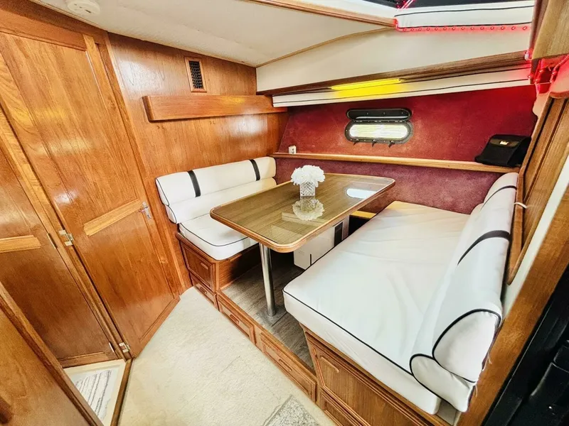 Slide: The Image of 1988 Carver 3807 AFT CABIN 38 - 7828672