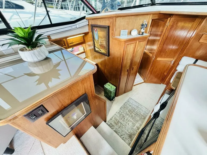 Slide: The Image of 1988 Carver 3807 AFT CABIN 38 - 7828669