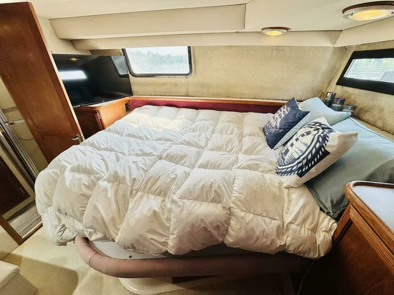 Slide: The Image of 1988 Carver 3807 AFT CABIN 38 - 7828681