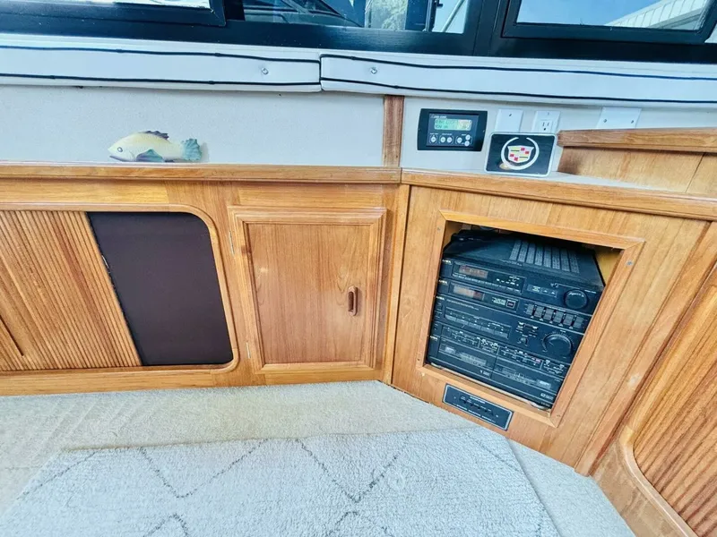 Slide: The Image of 1988 Carver 3807 AFT CABIN 38 - 7828666