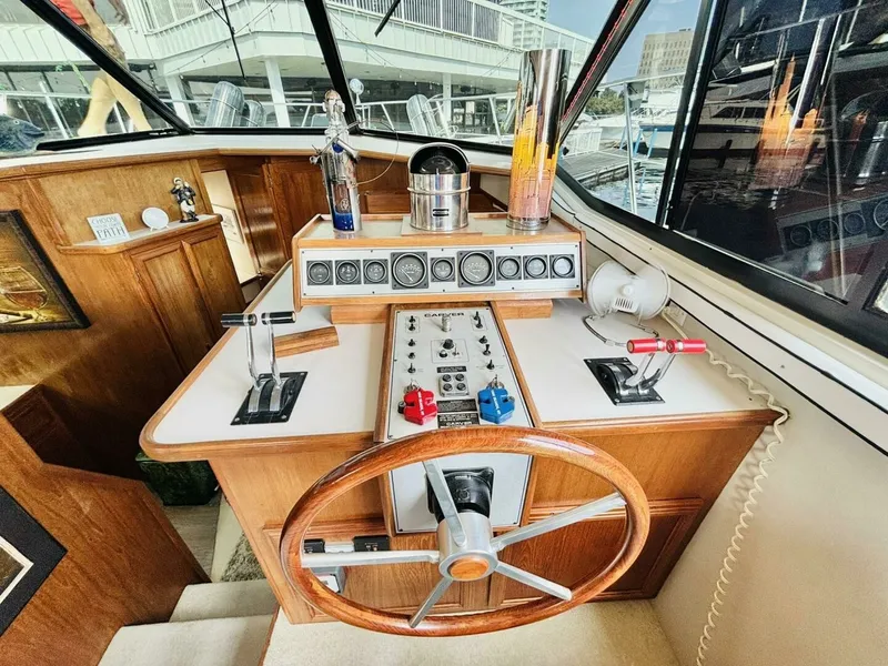 Slide: The Image of 1988 Carver 3807 AFT CABIN 38 - 7828668