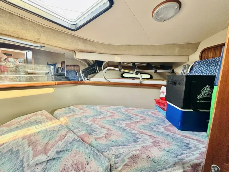 Slide: The Image of 1988 Carver 3807 AFT CABIN 38 - 7828675