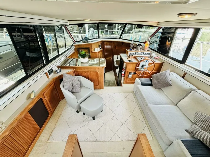 Slide: The Image of 1988 Carver 3807 AFT CABIN 38 - 7828661