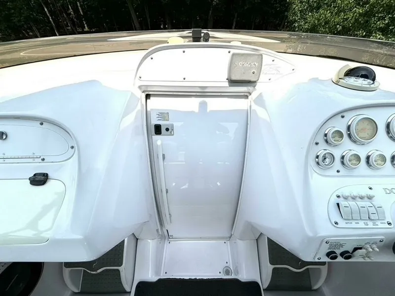 Slide: The Image of 2005 Donzi 33ZX 33 - 7828766