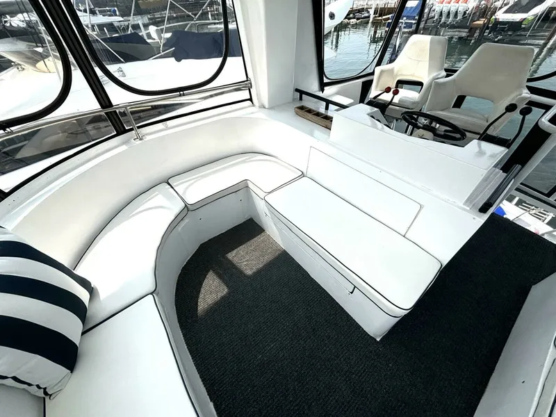 Slide: The Image of 1987 Davidson 48 Sportfish 48 - 7829062