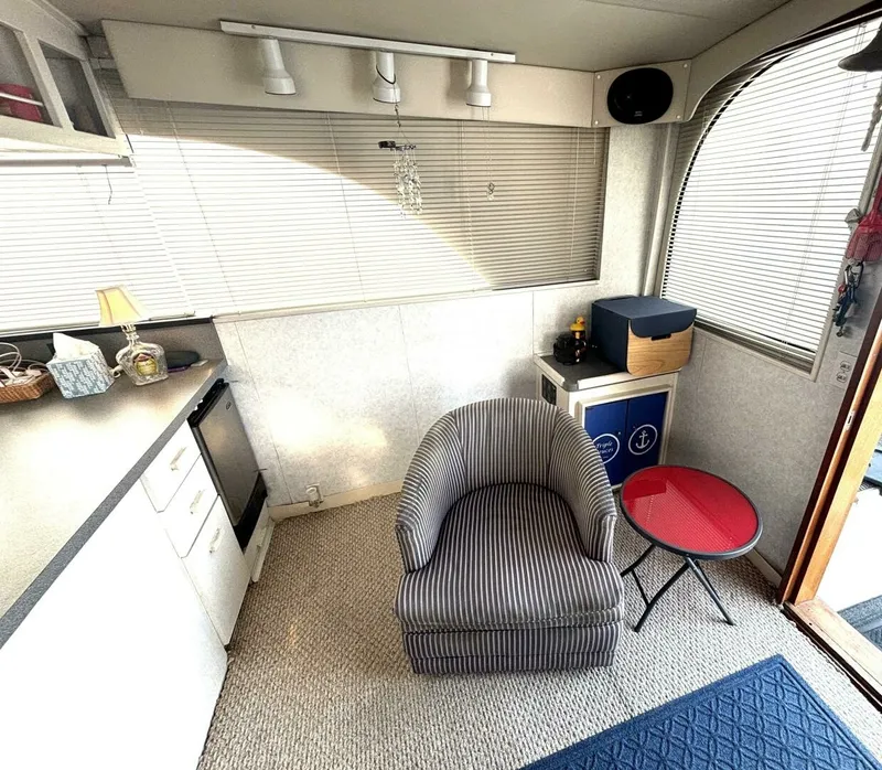 Slide: The Image of 1987 Davidson 48 Sportfish 48 - 7829074