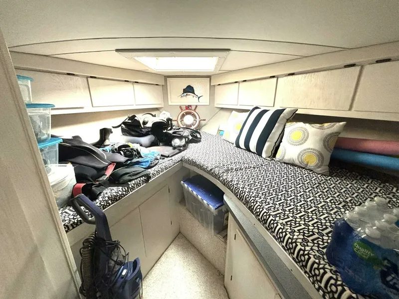 Slide: The Image of 1987 Davidson 48 Sportfish 48 - 7829083