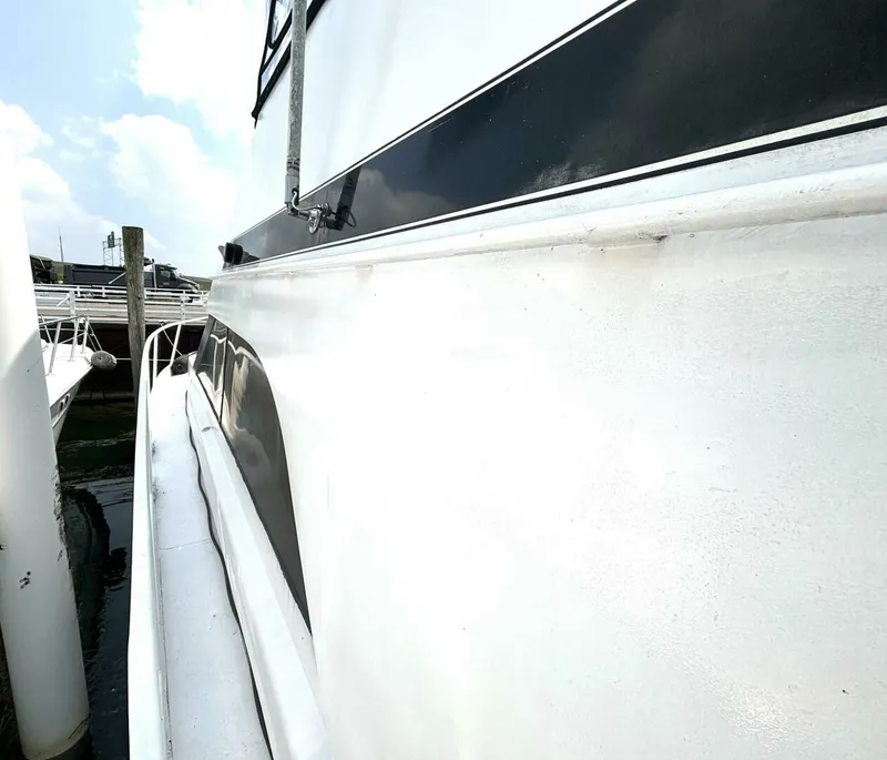 Slide: The Image of 1987 Davidson 48 Sportfish 48 - 7829049