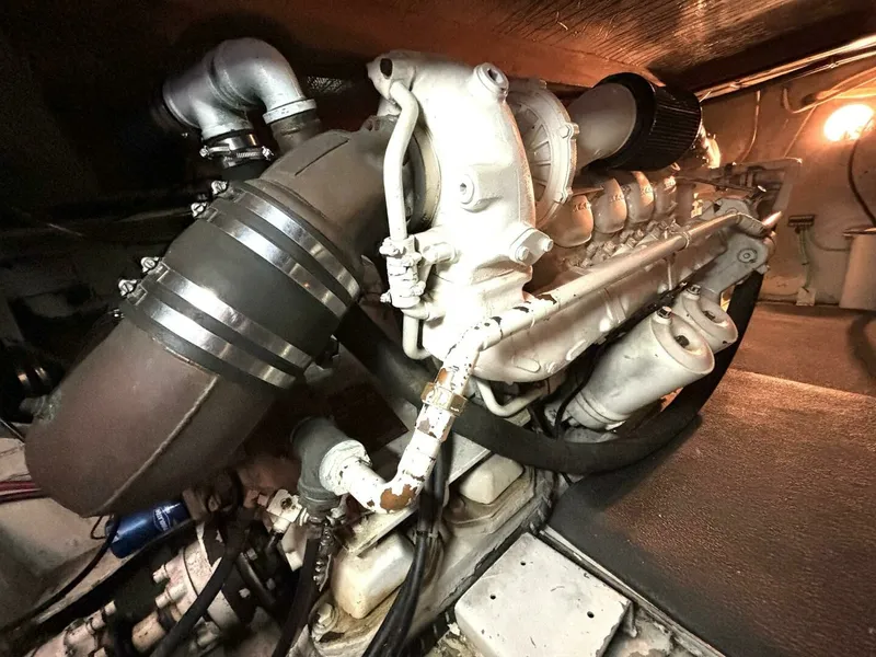 Slide: The Image of 1987 Davidson 48 Sportfish 48 - 7829091