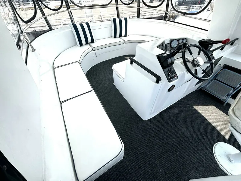 Slide: The Image of 1987 Davidson 48 Sportfish 48 - 7829061
