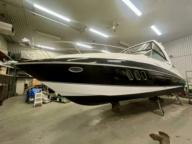 Slide: The Image of 2011 Cruisers Yachts 330 Express 33 - 7829168