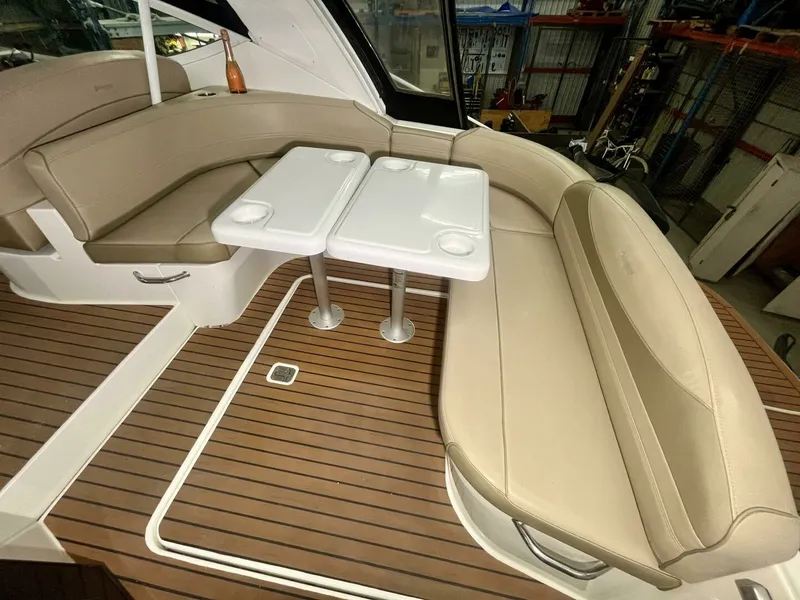 Slide: The Image of 2011 Cruisers Yachts 330 Express 33 - 7829171