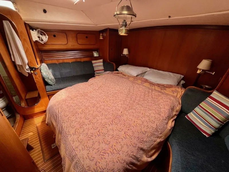 Slide: The Image of 1985 Beneteau Idylle 15.5 51 - 7829228