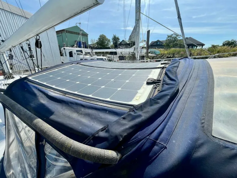 Slide: The Image of 1985 Beneteau Idylle 15.5 51 - 7829249