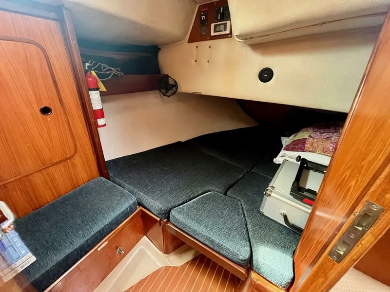 Slide: The Image of 1985 Beneteau Idylle 15.5 51 - 7829232