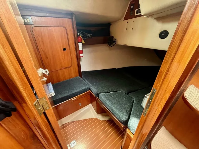 Slide: The Image of 1985 Beneteau Idylle 15.5 51 - 7829231