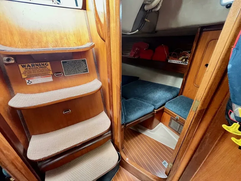 Slide: The Image of 1985 Beneteau Idylle 15.5 51 - 7829233