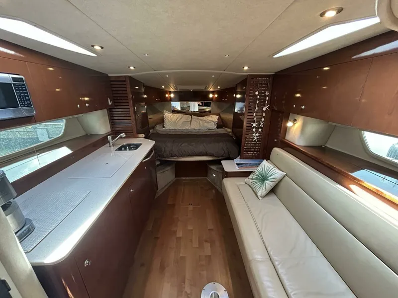 Slide: The Image of 2010 Sea Ray 370 Sundancer 37 - 7829284