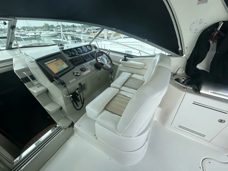 Slide: The Image of 2010 Sea Ray 370 Sundancer 37 - 7829268