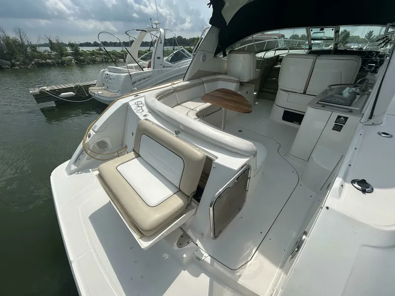 Slide: The Image of 2010 Sea Ray 370 Sundancer 37 - 7829254