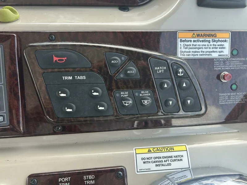 Slide: The Image of 2010 Sea Ray 370 Sundancer 37 - 7829273