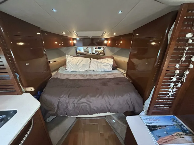 Slide: The Image of 2010 Sea Ray 370 Sundancer 37 - 7829285