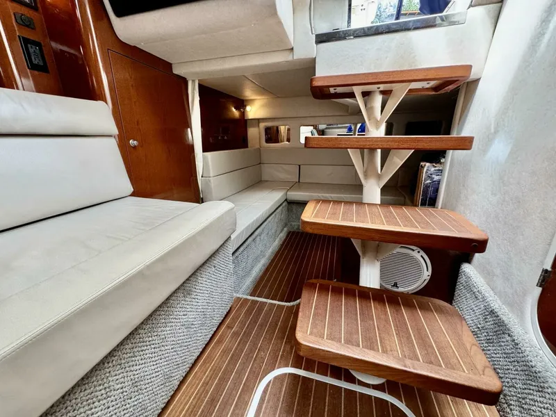 Slide: The Image of 2008 Sea Ray 330 Sundancer 33 - 7829430