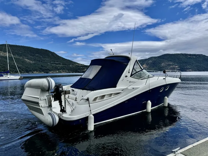 Slide: The Image of 2008 Sea Ray 330 Sundancer 33 - 7829383