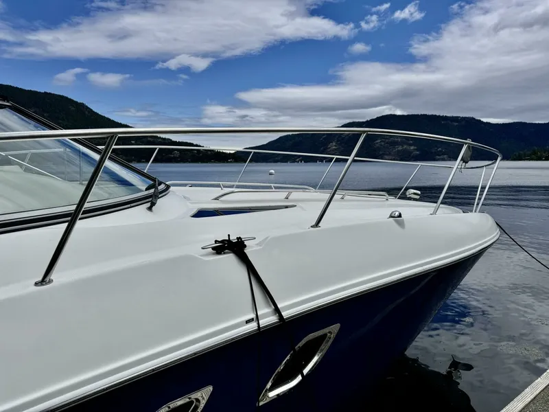 Slide: The Image of 2008 Sea Ray 330 Sundancer 33 - 7829381