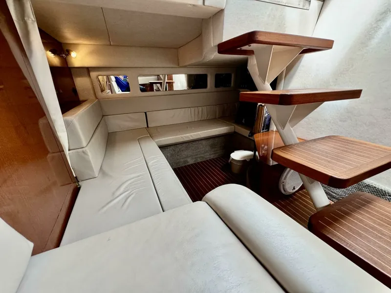 Slide: The Image of 2008 Sea Ray 330 Sundancer 33 - 7829431