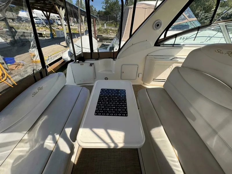 Slide: The Image of 2001 Sea Ray 340 Sundancer 34 - 7829481