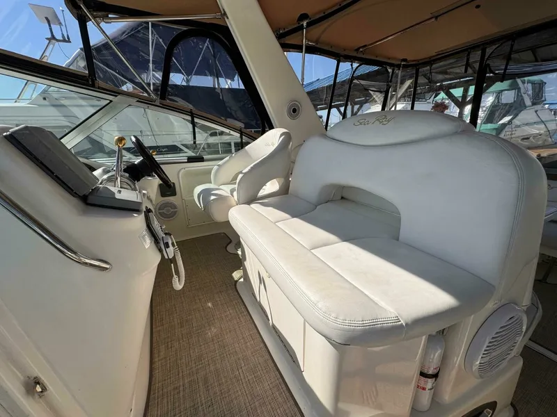 Slide: The Image of 2001 Sea Ray 340 Sundancer 34 - 7829487