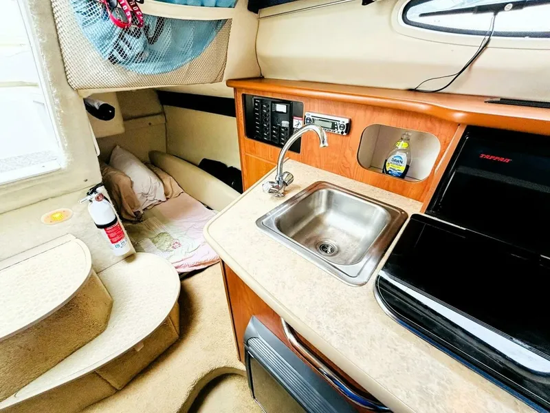 Slide: The Image of 2008 Bayliner 245 SB 24 - 7829687