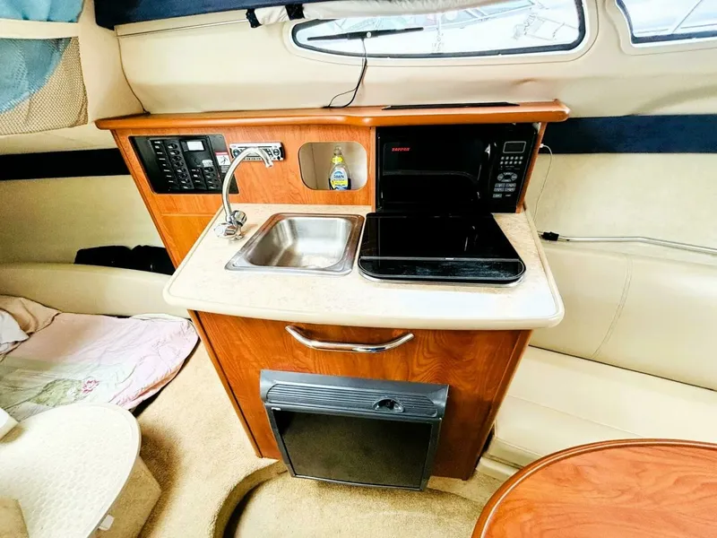Slide: The Image of 2008 Bayliner 245 SB 24 - 7829686