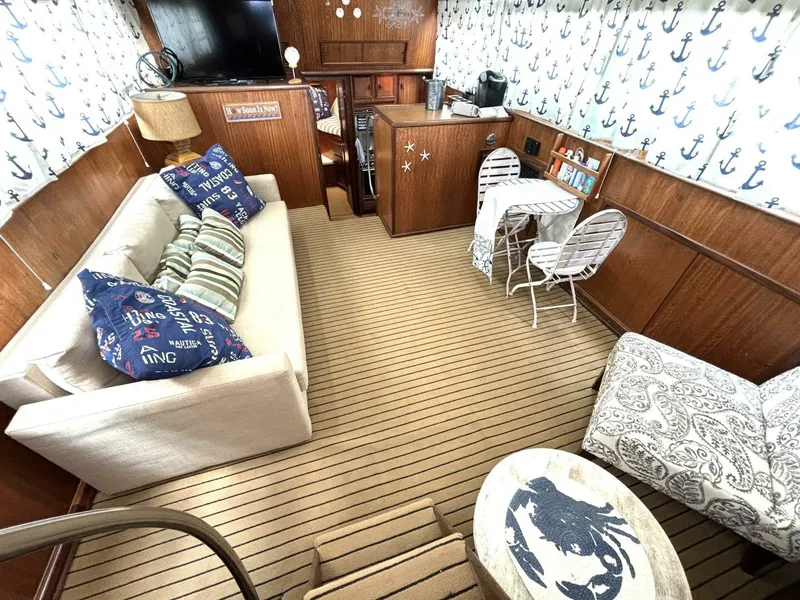 Slide: The Image of 1972 Hatteras 43DC 43 - 7829720