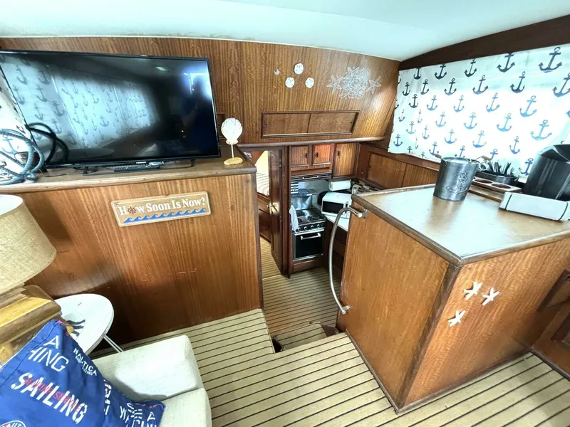 Slide: The Image of 1972 Hatteras 43DC 43 - 7829723