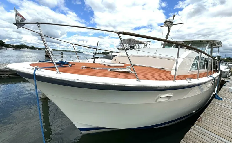 Slide: The Image of 1972 Hatteras 43DC 43 - 7829698