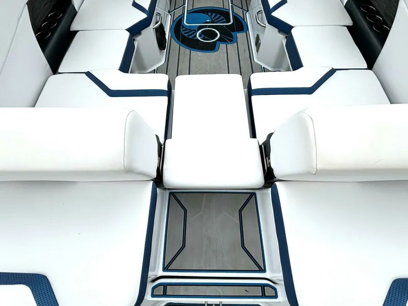 Slide: The Image of 2020 Scarab 255 ID Wake 25 - 7829753